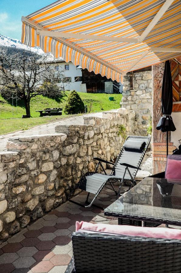 Apartamento Chasa Curtins Valchava Exterior foto